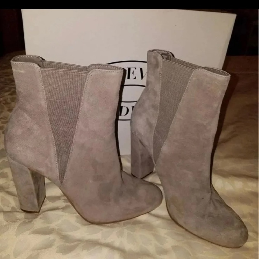 Steve Madden booties